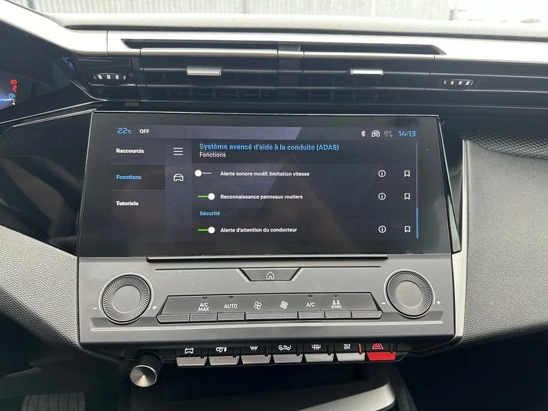Photo de la voiture PEUGEOT 308 PureTech 130ch S&S EAT8 Active Pack