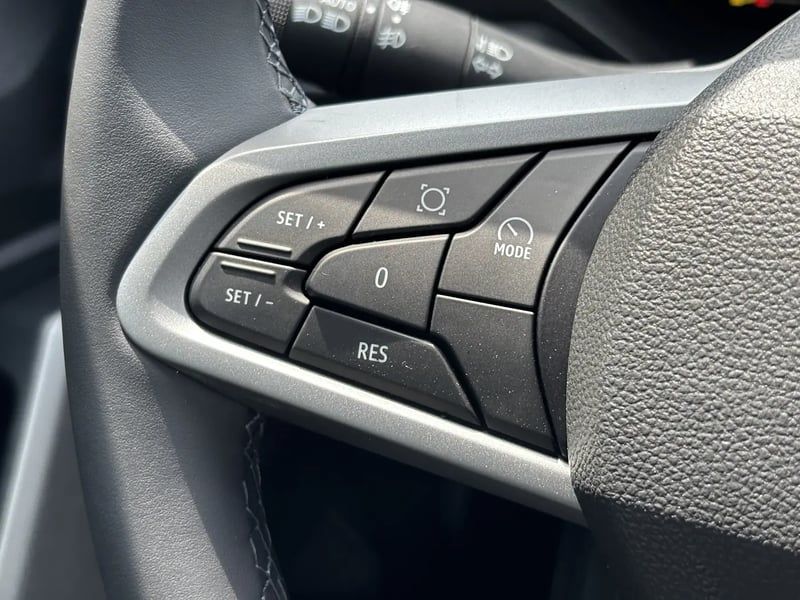 Photo de la voiture DACIA BIGSTER Mild Hybrid 140 Journey