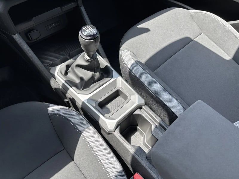 Photo de la voiture DACIA BIGSTER Mild Hybrid 140 Journey