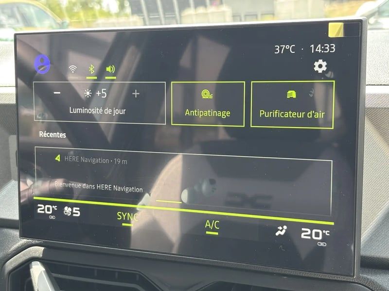 Photo de la voiture DACIA BIGSTER Mild Hybrid 140 Journey