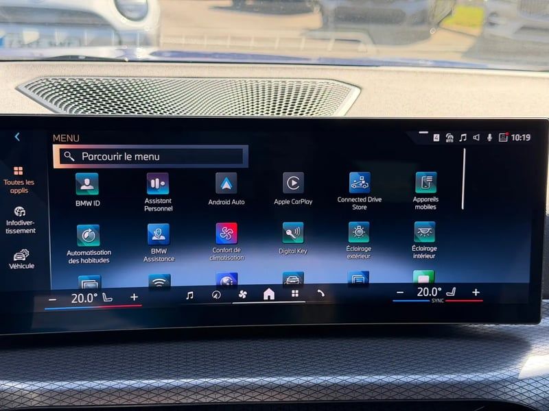Photo de la voiture BMW SERIE 3 TOURING G21 LCI 2 Touring 318d 150 ch BVA8 M Sport