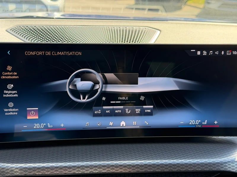 Photo de la voiture BMW SERIE 3 TOURING G21 LCI 2 Touring 318d 150 ch BVA8 M Sport