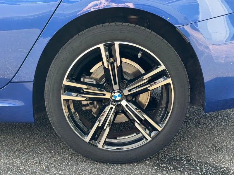 Photo de la voiture BMW SERIE 3 TOURING G21 LCI 2 Touring 318d 150 ch BVA8 M Sport