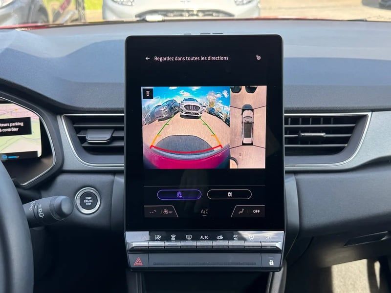Photo de la voiture RENAULT CAPTUR E-Tech full hybrid 145 ch Techno
