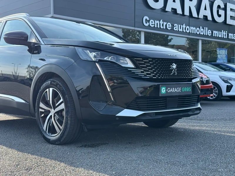 Photo de la voiture PEUGEOT 3008 PureTech 130ch S&S BVM6 GT