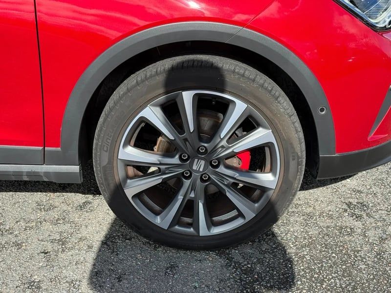Photo de la voiture SEAT ARONA 1.0 TSI 110 ch Start/Stop BVM6 FR