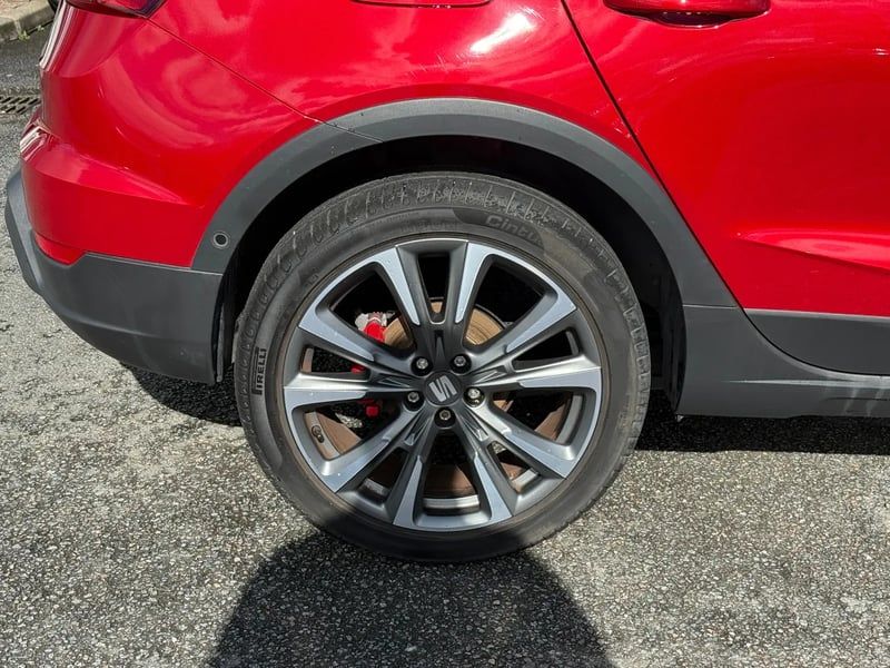 Photo de la voiture SEAT ARONA 1.0 TSI 110 ch Start/Stop BVM6 FR
