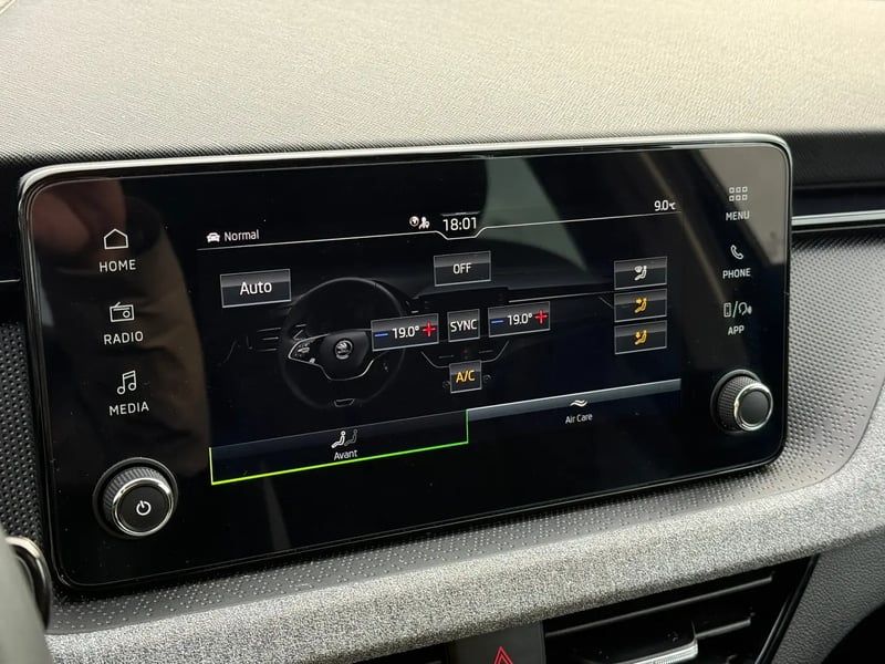 Photo de la voiture SKODA KAMIQ 1.0 TSI Evo 2 116 ch BVM6 Selection