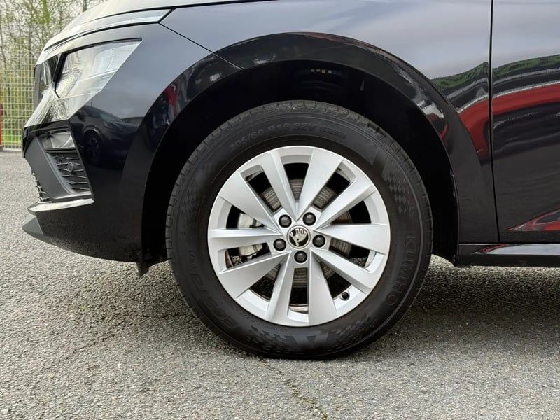 Photo de la voiture SKODA KAMIQ 1.0 TSI Evo 2 116 ch BVM6 Selection
