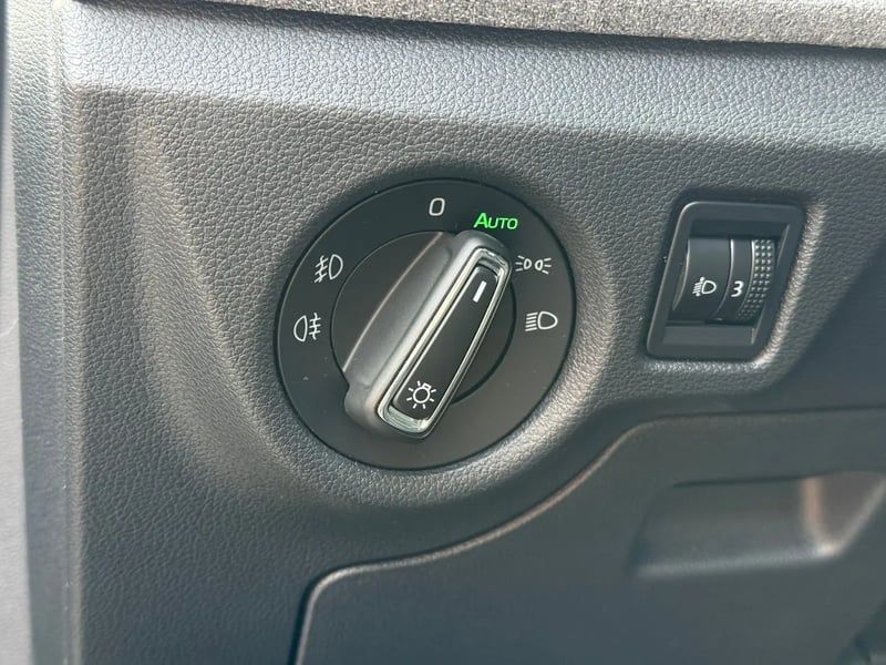 Photo de la voiture SKODA KAMIQ 1.0 TSI Evo 2 116 ch BVM6 Selection