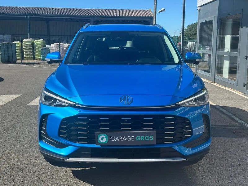 Photo de la voiture MG ZS 1.5 L Hybrid+ 197 ch Luxury