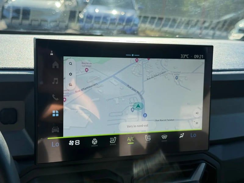 Photo de la voiture DACIA BIGSTER HYBRID 155 Journey