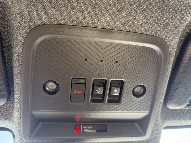 Photo de la voiture DACIA BIGSTER HYBRID 155 Journey