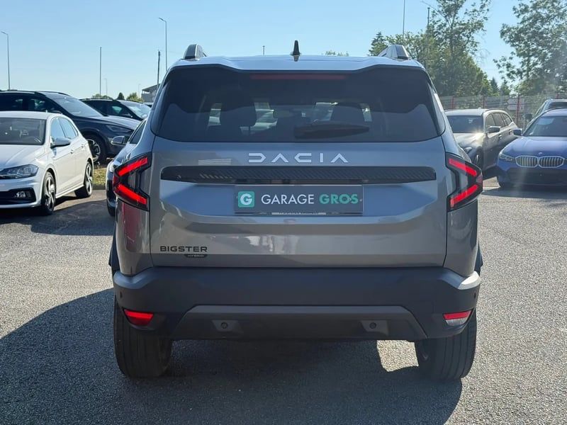 Photo de la voiture DACIA BIGSTER HYBRID 155 Journey