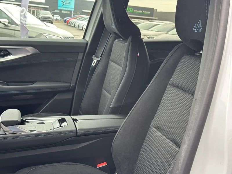 Photo de la voiture RENAULT AUSTRAL E-Tech full hybrid 200 GSR2 Techno esprit Alpine