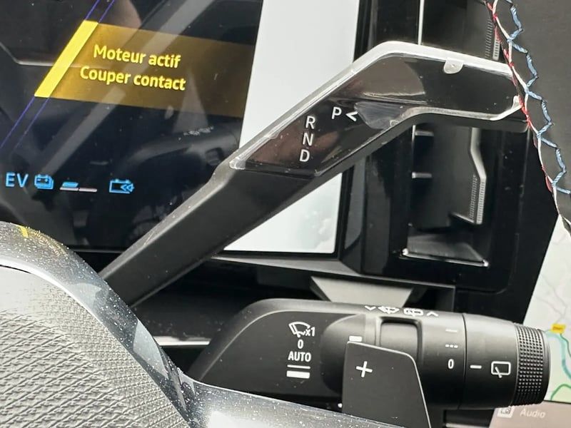 Photo de la voiture RENAULT AUSTRAL E-Tech full hybrid 200 GSR2 Techno esprit Alpine