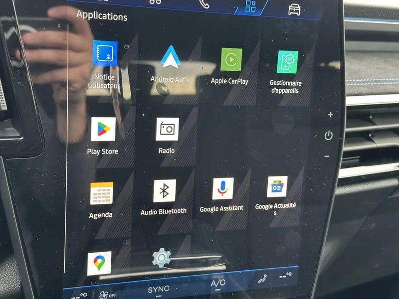 Photo de la voiture RENAULT AUSTRAL E-Tech full hybrid 200 GSR2 Techno esprit Alpine