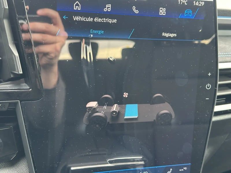 Photo de la voiture RENAULT AUSTRAL E-Tech full hybrid 200 GSR2 Techno esprit Alpine