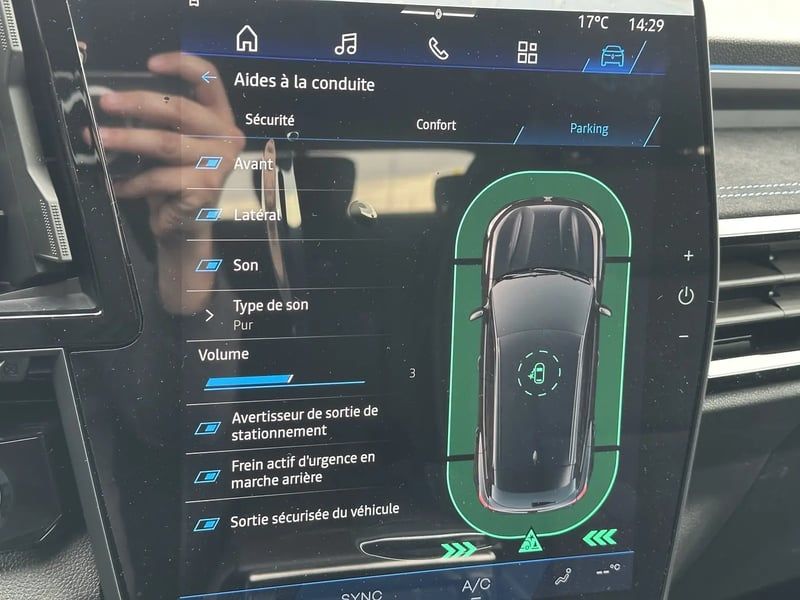 Photo de la voiture RENAULT AUSTRAL E-Tech full hybrid 200 GSR2 Techno esprit Alpine