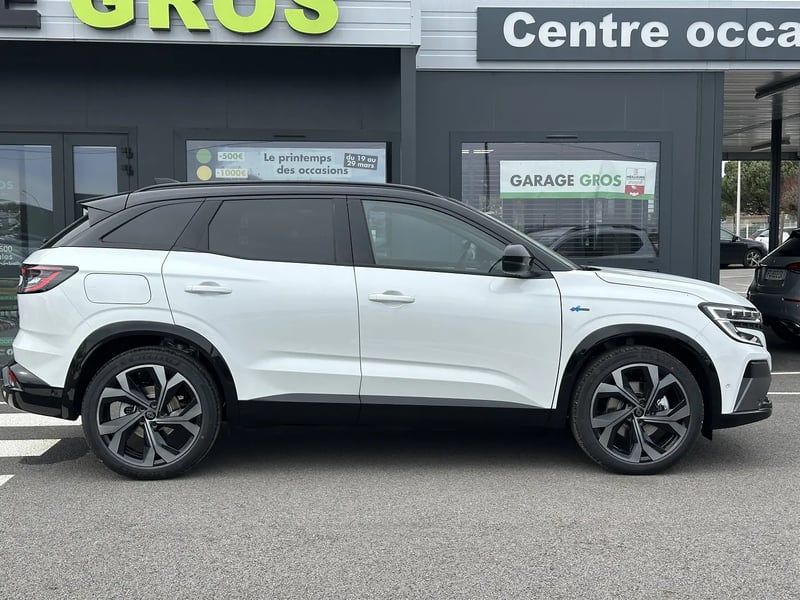 Photo de la voiture RENAULT AUSTRAL E-Tech full hybrid 200 GSR2 Techno esprit Alpine