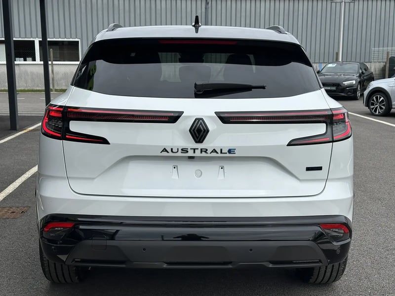 Photo de la voiture RENAULT AUSTRAL E-Tech full hybrid 200 GSR2 Techno esprit Alpine