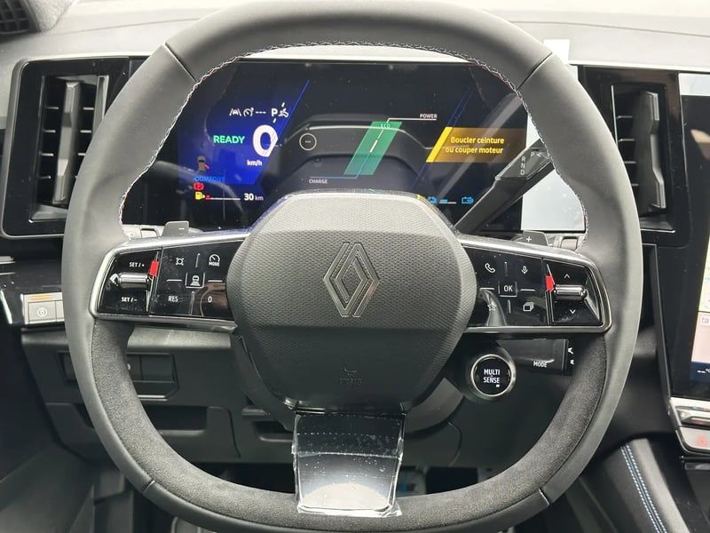 Photo de la voiture RENAULT AUSTRAL E-Tech full hybrid 200 GSR2 Techno esprit Alpine