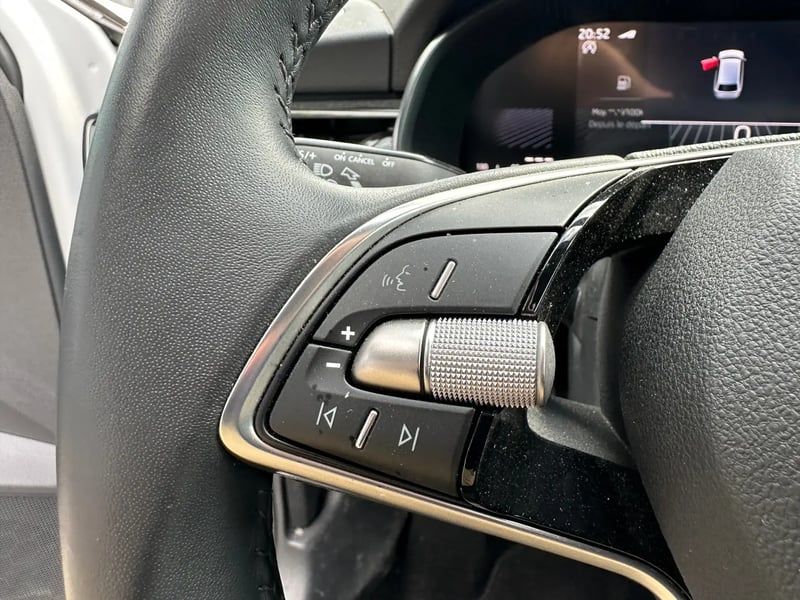 Photo de la voiture SKODA SCALA 1.0 TSI Evo 2 116 ch BVM6 Selection