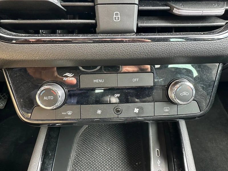 Photo de la voiture SKODA SCALA 1.0 TSI Evo 2 116 ch BVM6 Selection