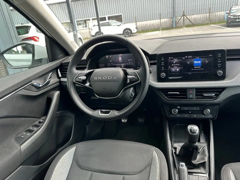 Photo de la voiture SKODA SCALA 1.0 TSI Evo 2 116 ch BVM6 Selection