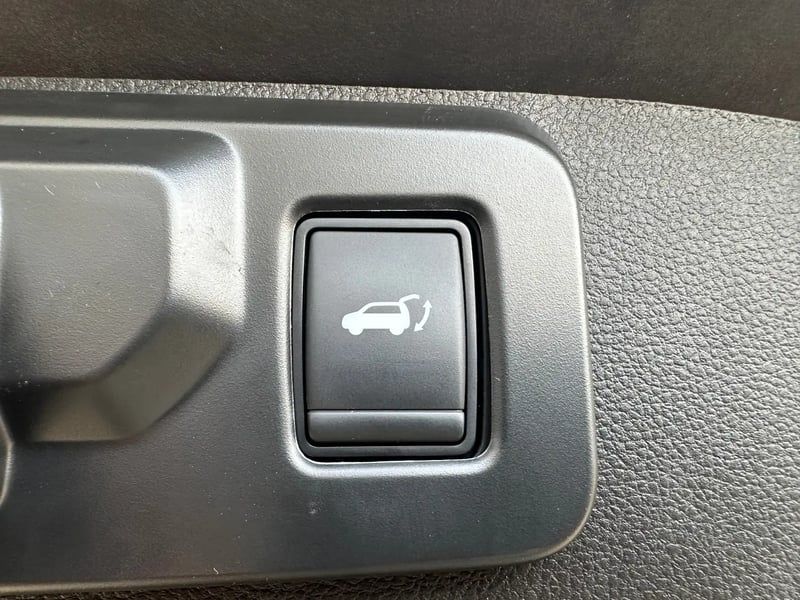 Photo de la voiture RENAULT SYMBIOZ E-Tech full hybrid 145 Iconic