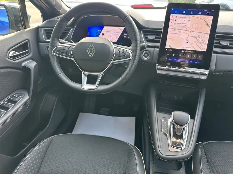 Photo de la voiture RENAULT SYMBIOZ E-Tech full hybrid 145 Iconic