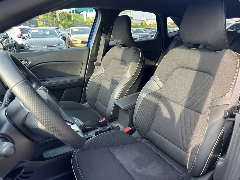 Photo de la voiture RENAULT SYMBIOZ E-Tech full hybrid 145 Iconic