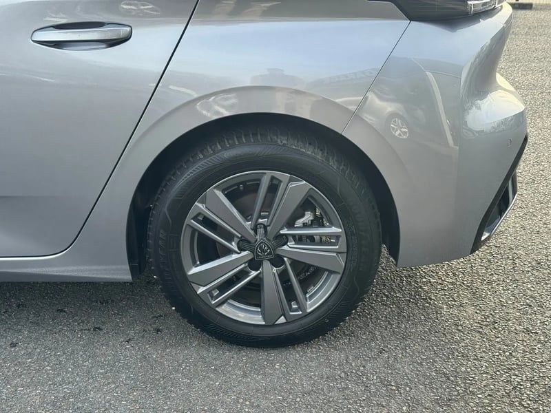 Photo de la voiture PEUGEOT 308 PureTech 130ch S&S BVM6 Allure