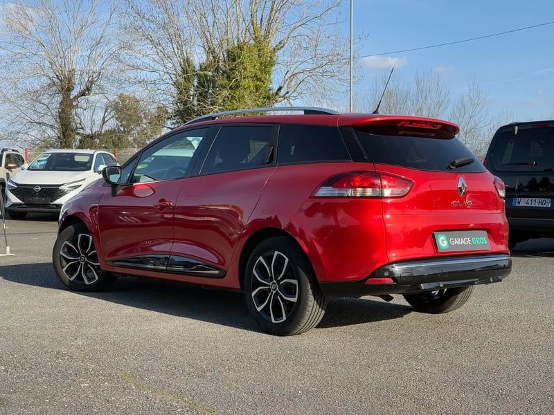 Photo de la voiture RENAULT CLIO IV ESTATE Estate dCi 90 Energy Limited