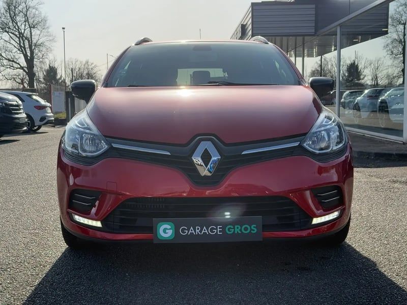 Photo de la voiture RENAULT CLIO IV ESTATE Estate dCi 90 Energy Limited