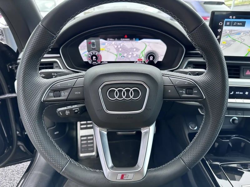 Photo de la voiture AUDI A5 CABRIOLET 35 TFSI 150 S tronic 7 Avus