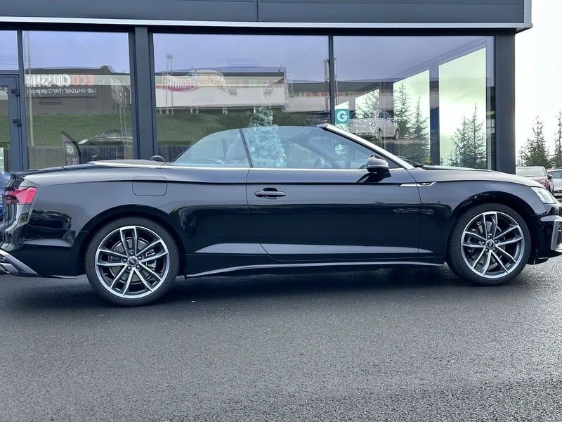 Photo de la voiture AUDI A5 CABRIOLET 35 TFSI 150 S tronic 7 Avus