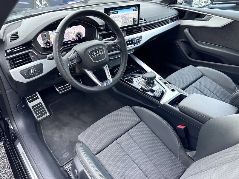 Photo de la voiture AUDI A5 CABRIOLET 35 TFSI 150 S tronic 7 Avus