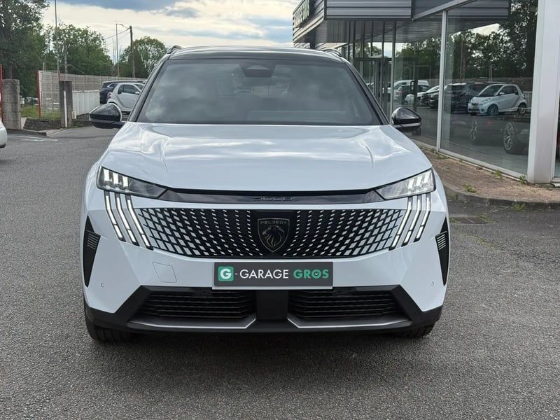 Photo de la voiture PEUGEOT 5008 Hybrid 145 ch e-DCS6 GT