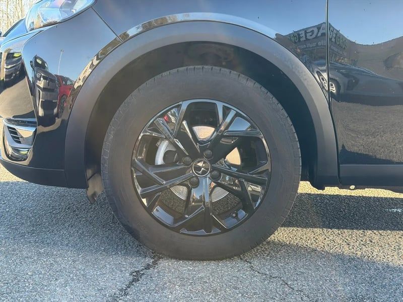 Photo de la voiture DS DS 3 CROSSBACK DS3 Crossback PureTech 100 BVM6 Chic