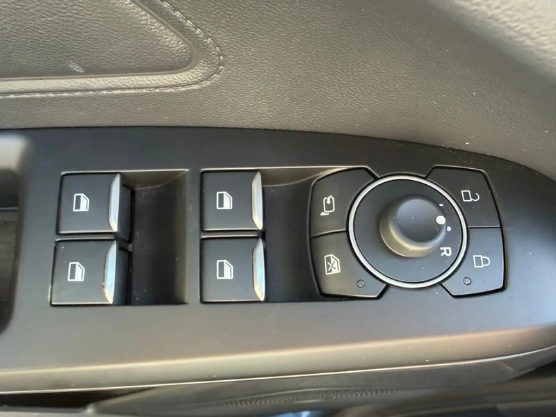 Photo de la voiture FORD FOCUS SW 1.0 EcoBoost 125 S&S mHEV ST-Line X