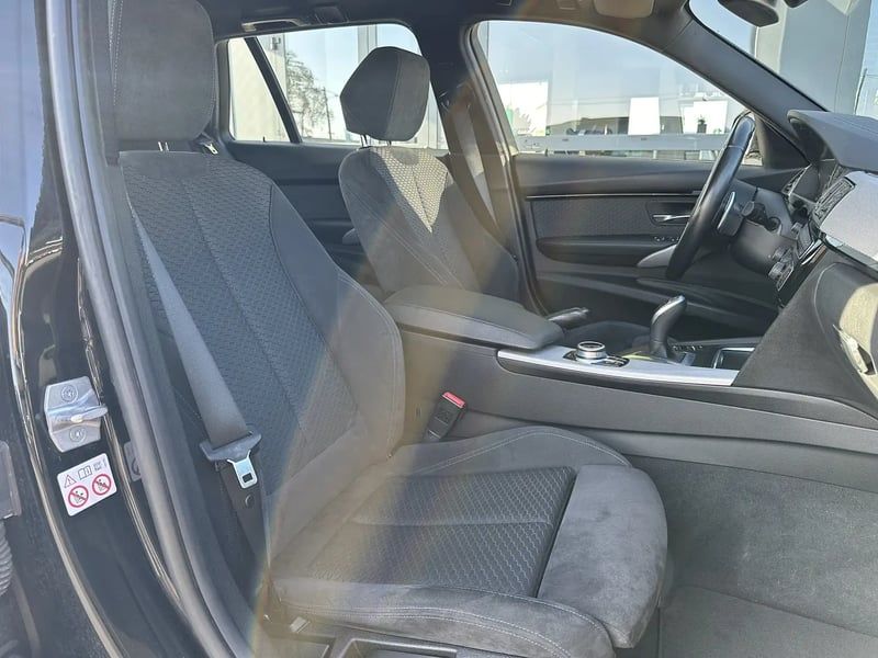 Photo de la voiture BMW SERIE 3 TOURING F31 LCI Touring 330d 258 ch M Sport A