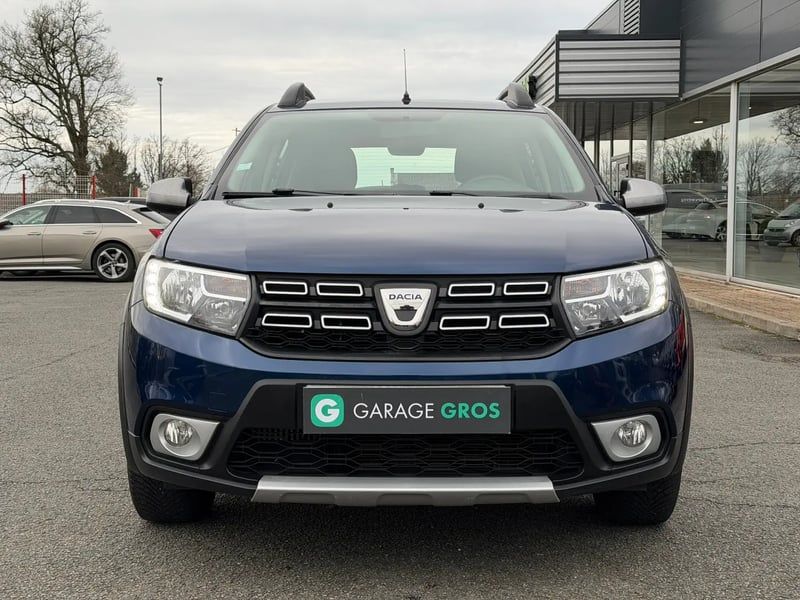 Photo de la voiture DACIA SANDERO TCe 90 Stepway