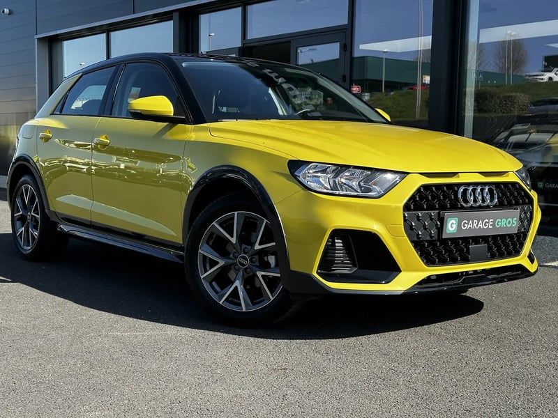 Photo de la voiture AUDI A1 ALLSTREET 35 TFSI 150 ch Design - 5P