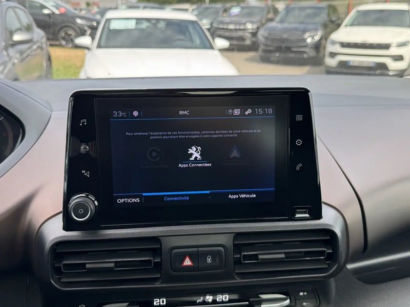 Photo de la voiture PEUGEOT RIFTER Standard BlueHDi 130 S&S BVM6 5pl GT