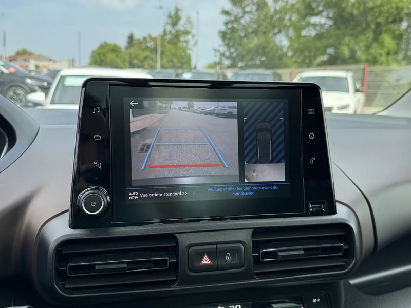 Photo de la voiture PEUGEOT RIFTER Standard BlueHDi 130 S&S BVM6 5pl GT