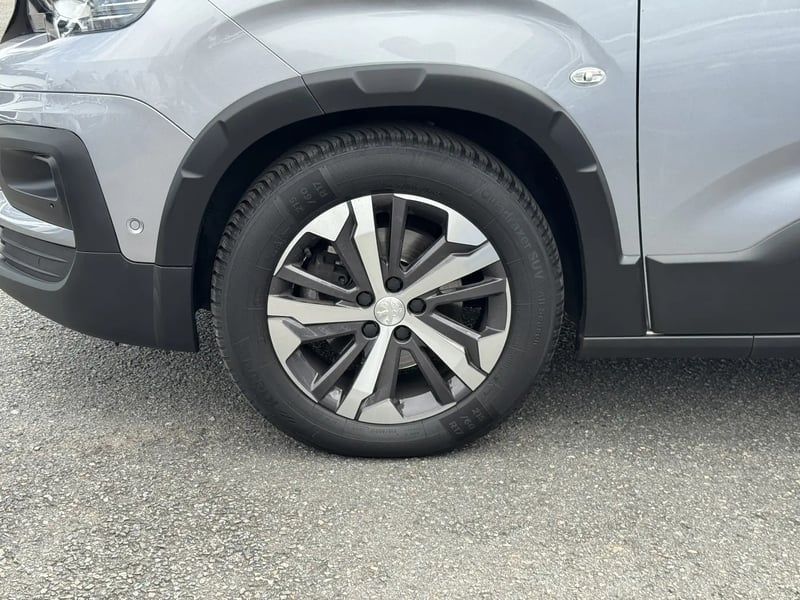 Photo de la voiture PEUGEOT RIFTER Standard BlueHDi 130 S&S BVM6 5pl GT