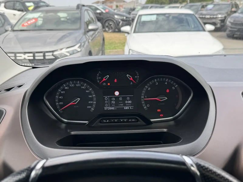 Photo de la voiture PEUGEOT RIFTER Standard BlueHDi 130 S&S BVM6 5pl GT