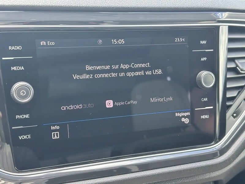 Photo de la voiture VOLKSWAGEN T-ROC 2.0 TDI 150 Start/Stop DSG7 4Motion Carat Exclusive