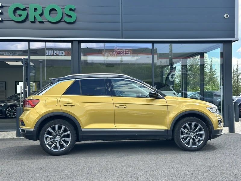 Photo de la voiture VOLKSWAGEN T-ROC 2.0 TDI 150 Start/Stop DSG7 4Motion Carat Exclusive